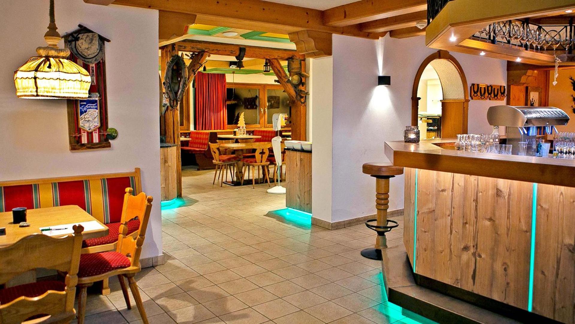 Gasthof Pension Madseiterhof トゥクス エクステリア 写真