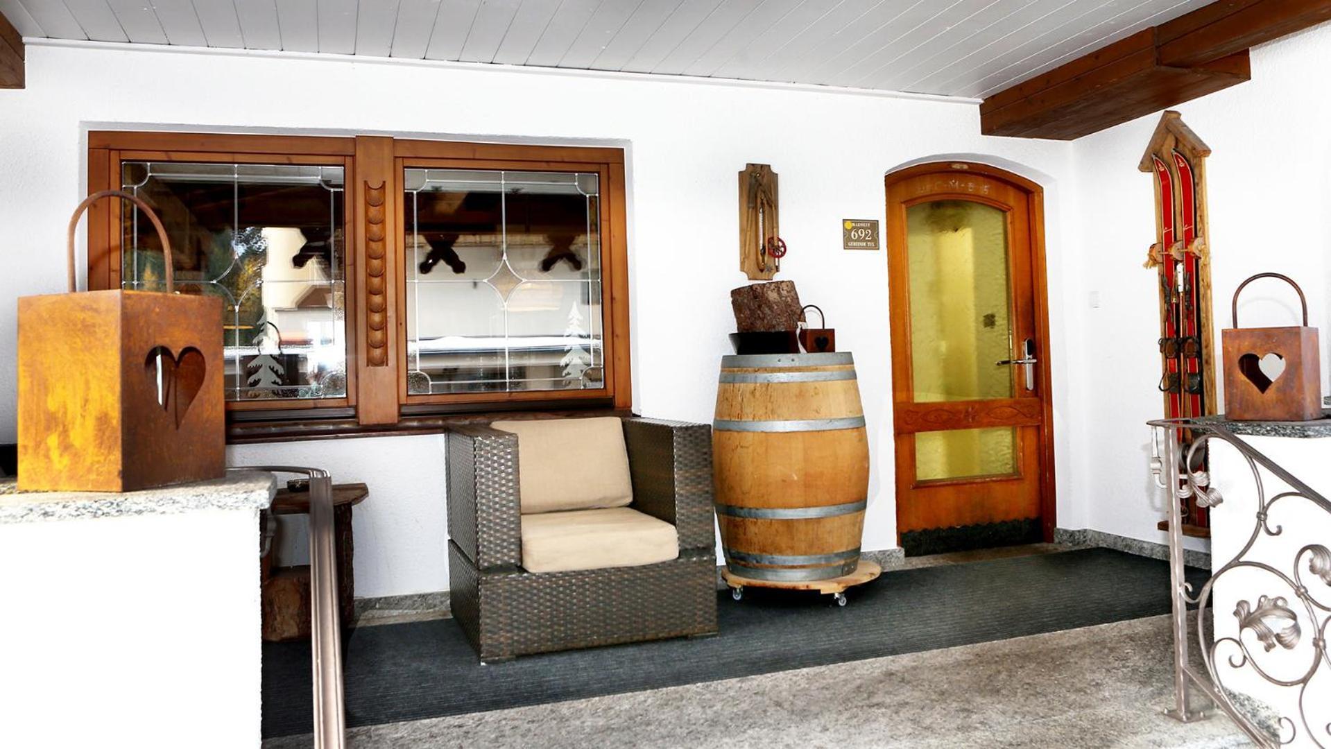 Gasthof Pension Madseiterhof トゥクス エクステリア 写真